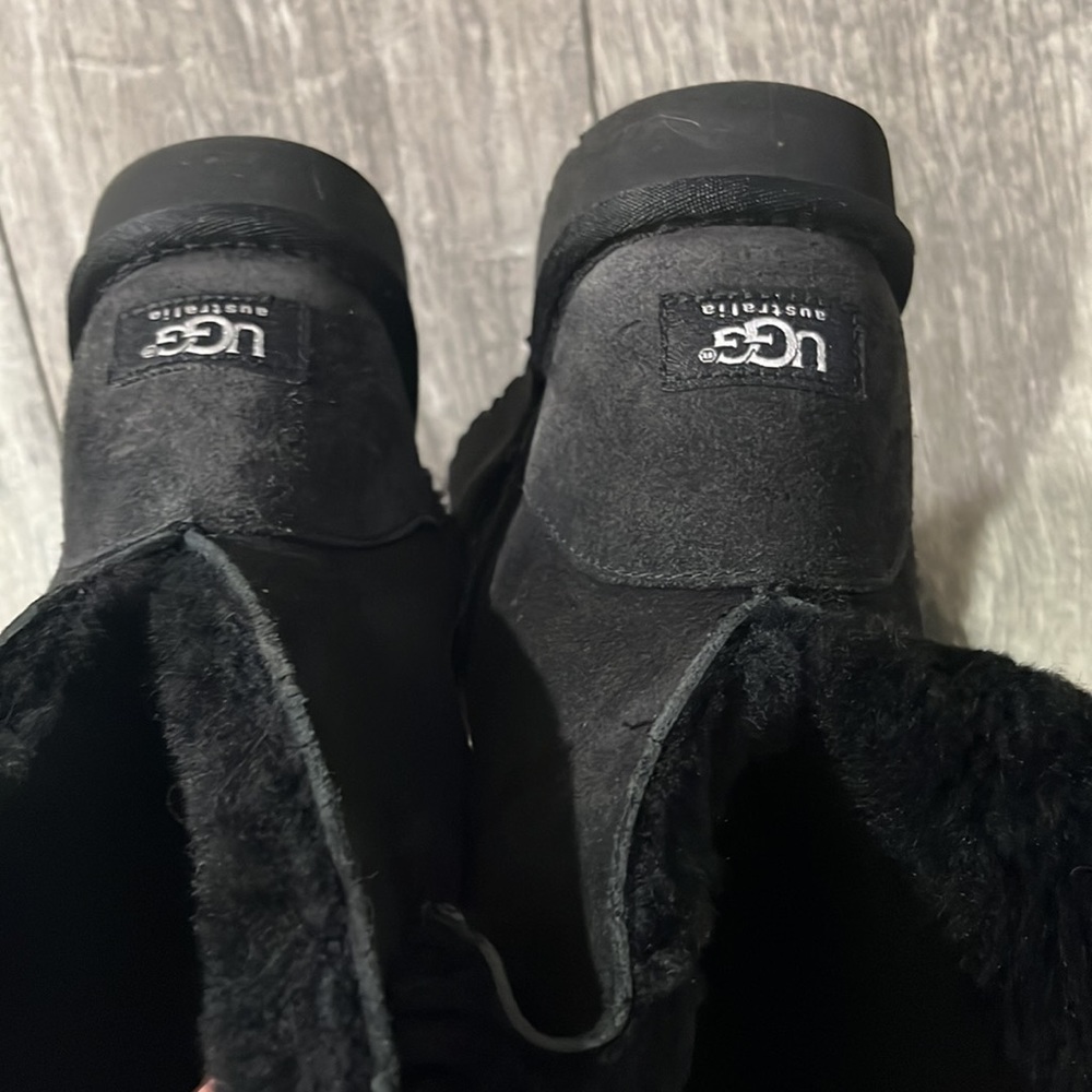 Unique Uggs - image 8